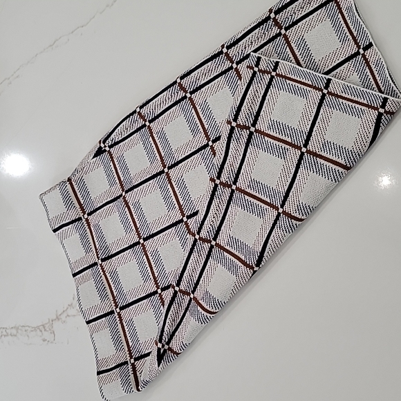 Knit Skirt - Picture 7 of 7